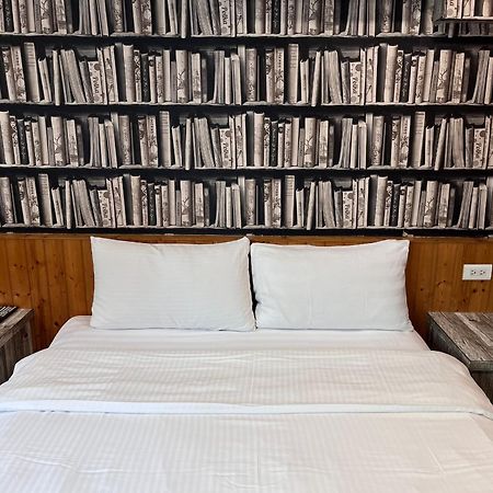 Bin Chen Business Hotel Sin-ču Exteriér fotografie