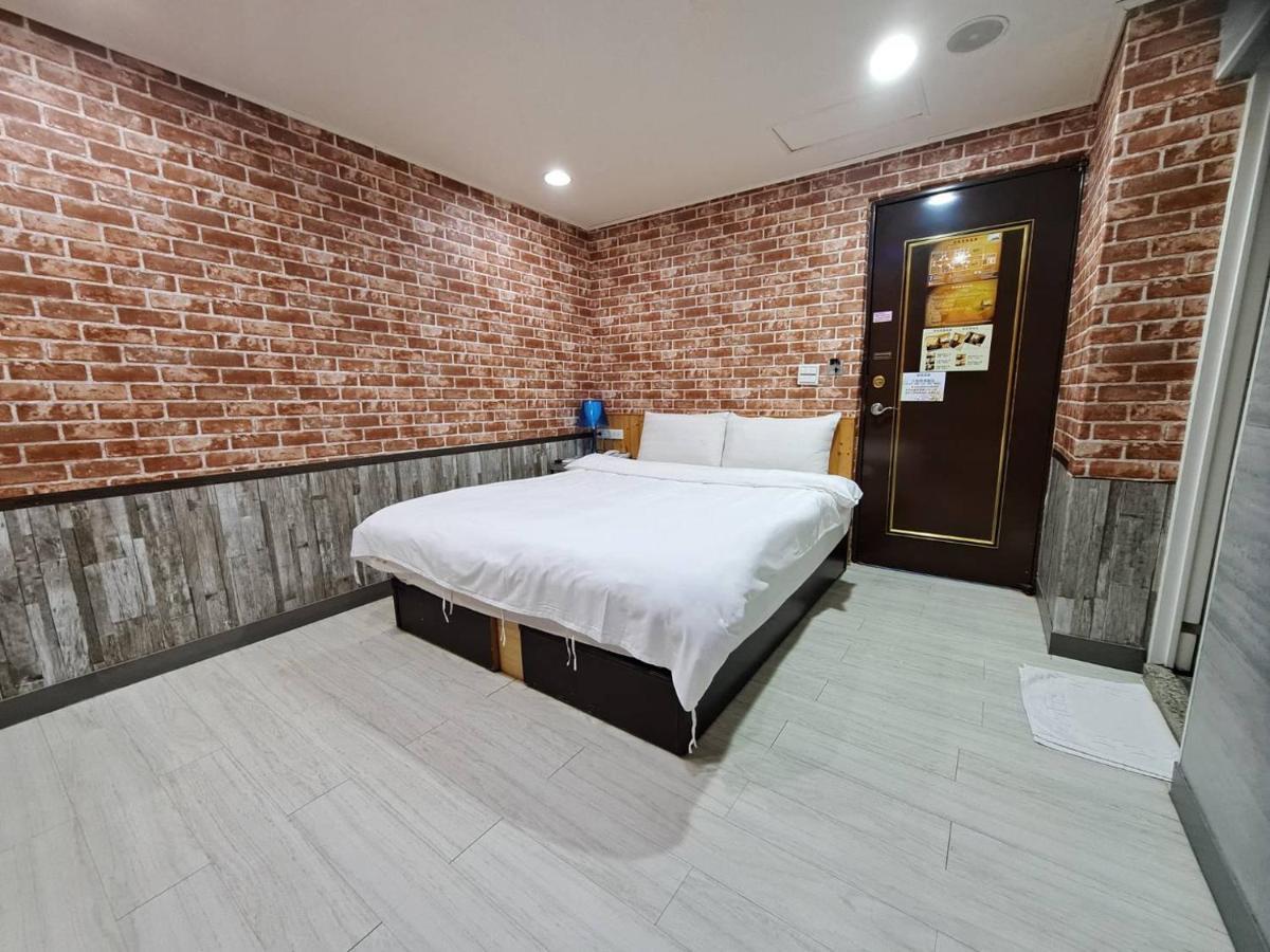 Bin Chen Business Hotel Sin-ču Exteriér fotografie
