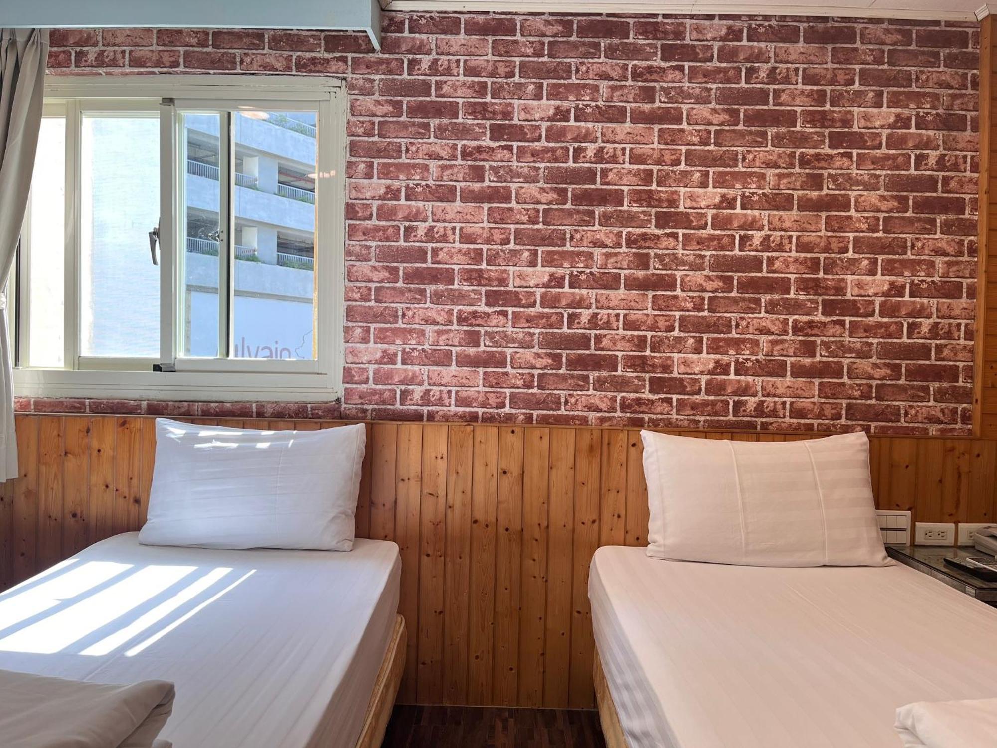 Bin Chen Business Hotel Sin-ču Exteriér fotografie